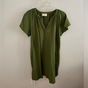 Universal Thread 100% Cotton Solid Green Casual Dress